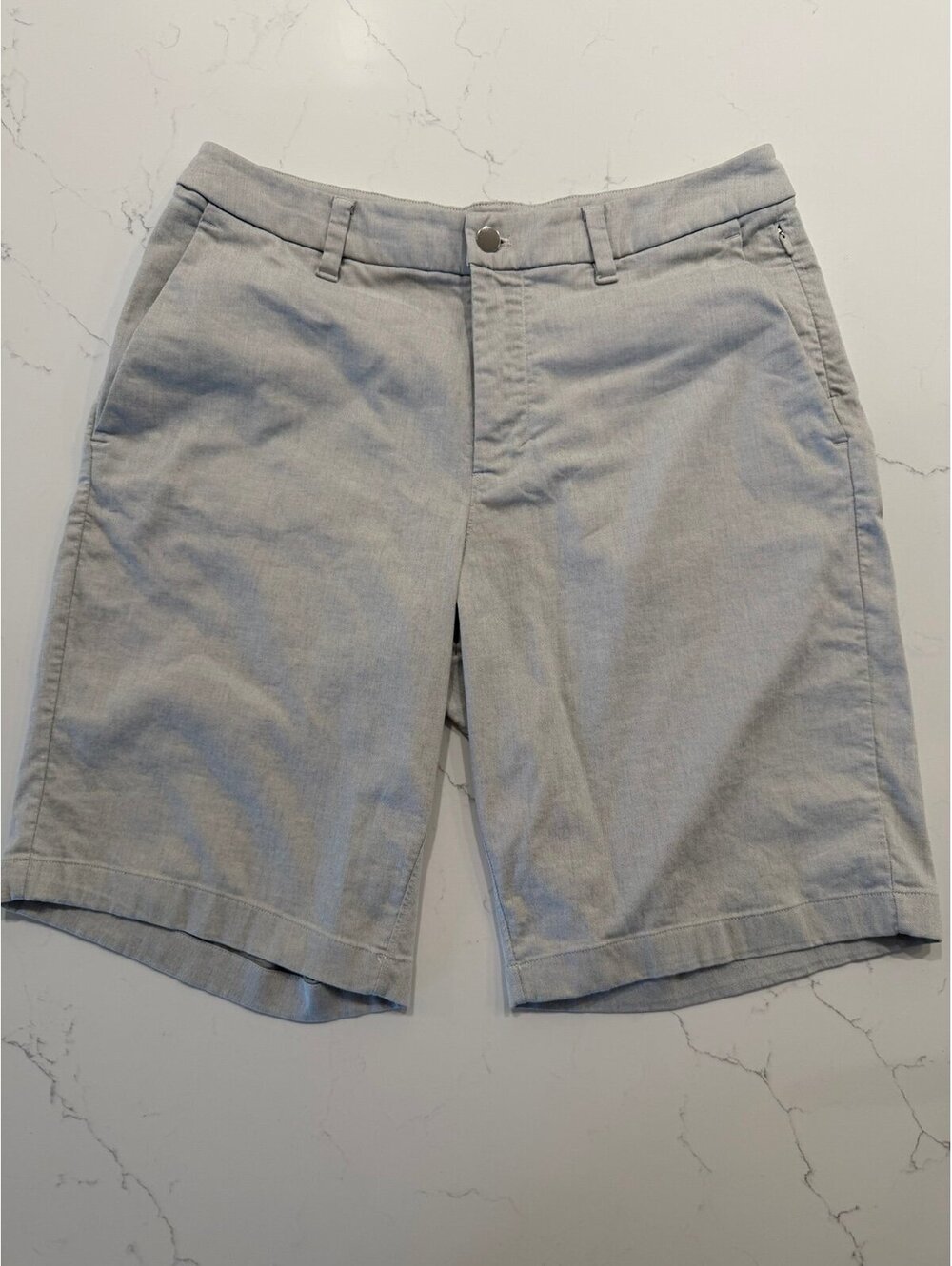Lululemon Men's Commission Short 9" Heathered Light Grey Oxford Size 33